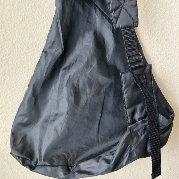 Crossbody Bag Backpack Over The Shoulder Sack Mazda Logo Black White Zipper - Picture 6 of 9